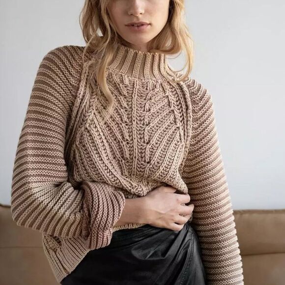 Free People Sweaters - Free people sweetheart chunky knit sweater‎ women’s size XS